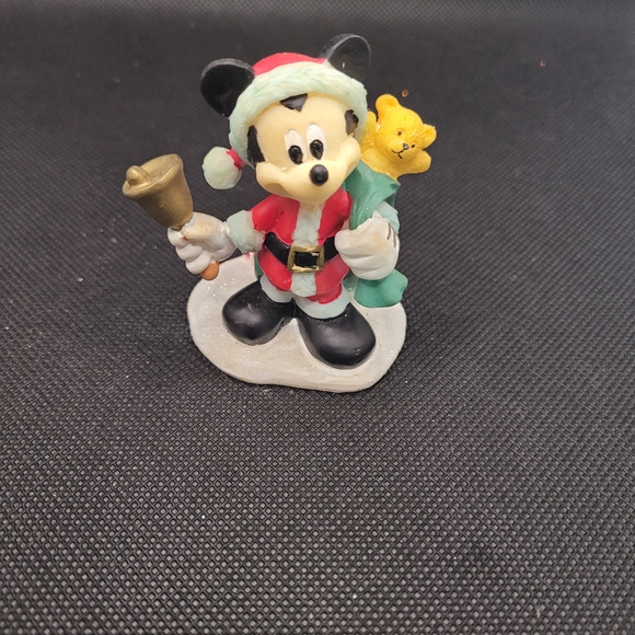 Disney Christmas Mini Figurines Mickey Minnie Pluto Holiday Village Decor Set - Picture 4 of 6